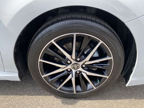 Used 2023 Toyota Camry SE w/ Cold Weather Package image 14