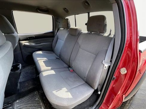 Used 2014 Toyota Tacoma PreRunner w/ Convenience Package image 15