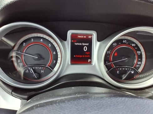 Used 2020 Dodge Journey SE w/ SE Popular Equipment Group image 13