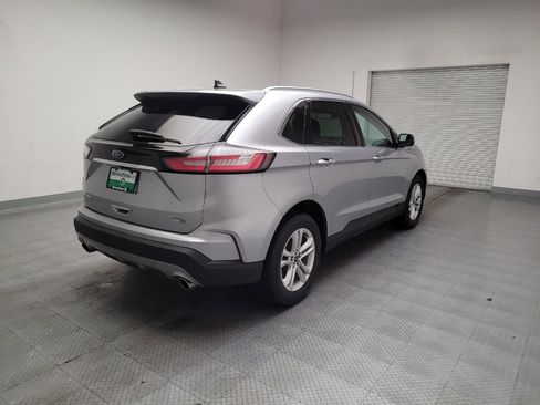 Used 2020 Ford Edge SEL AWD/4WD image 9