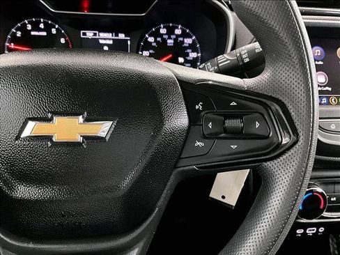 Used 2023 Chevrolet TrailBlazer LS FWD image 21