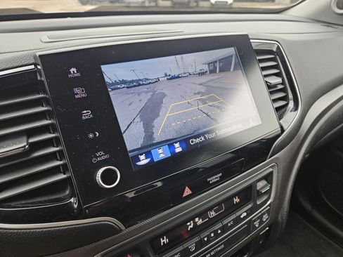 Used 2023 Honda Ridgeline RTL-E image 18