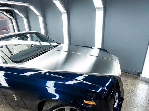 Used 2010 Rolls-Royce Phantom Drophead Coupe RWD image 7
