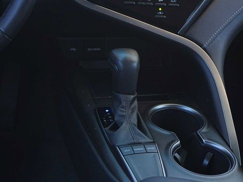 Used 2023 Toyota Camry SE w/ Convenience Package image 21