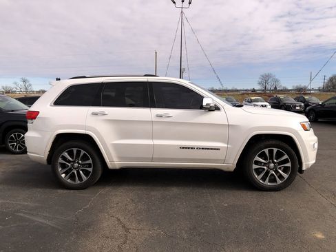 Used 2018 Jeep Grand Cherokee Overland image 6