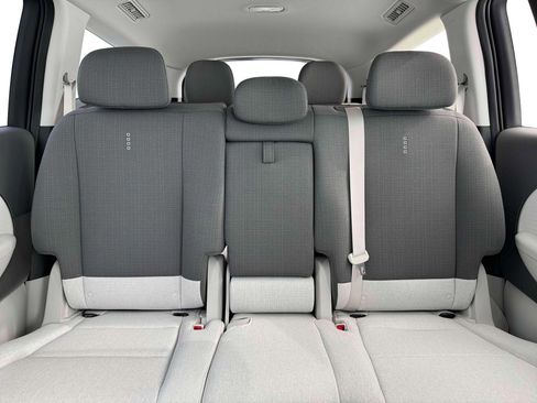 New 2026 Hyundai Ioniq 9 SE image 16