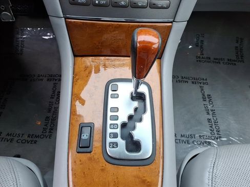 Used 2005 Lexus ES 330 FWD image 13