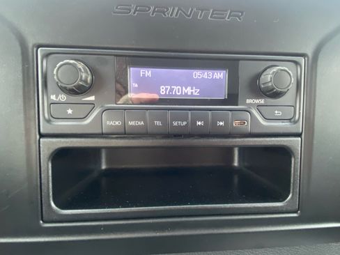 Used 2023 Mercedes-Benz Sprinter 2500 image 29