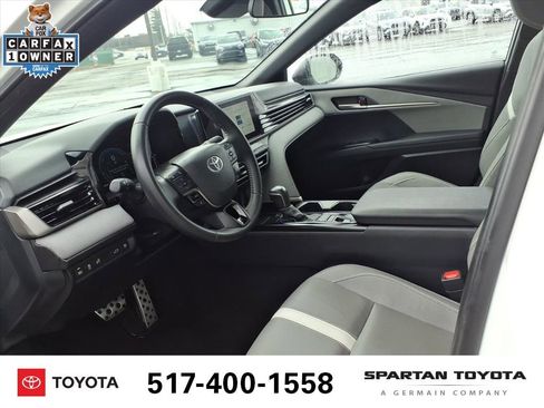 Used 2025 Toyota Camry SE image 13