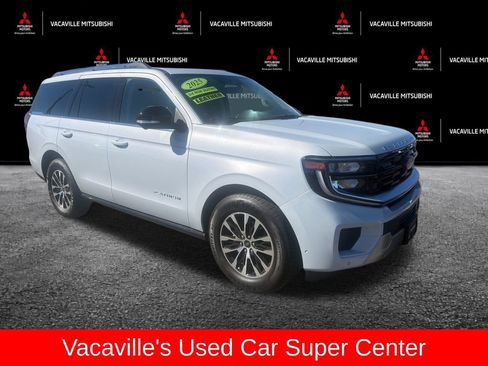 Used 2025 Ford Expedition Platinum AWD/4WD image 7