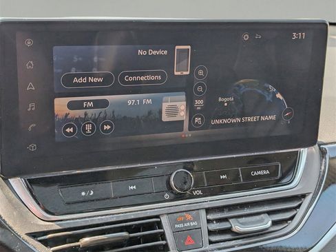 Used 2023 Nissan Altima 2.5 SR w/ SR Premium Package image 23