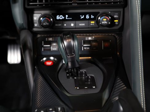 Used 2021 Nissan GT-R Premium AWD/4WD image 22