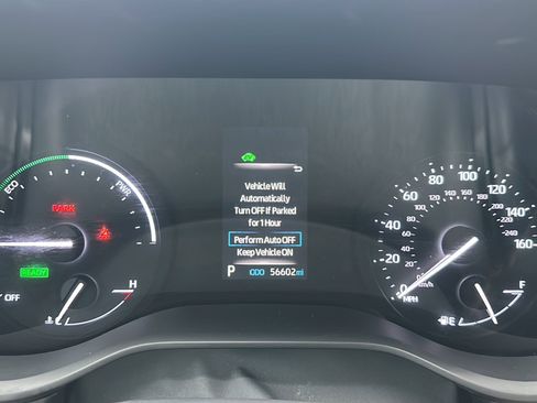 Used 2024 Toyota Sienna XLE image 27