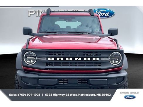 New 2025 Ford Bronco 4-Door w/ Sasquatch Package AWD/4WD image 3