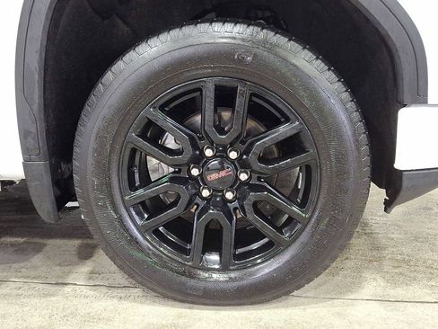 Certified 2025 GMC Sierra 1500 Elevation w/ Elevation Premium Package image 8