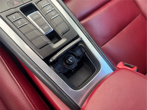 Used 2018 Porsche 911 Targa 4S AWD/4WD image 28