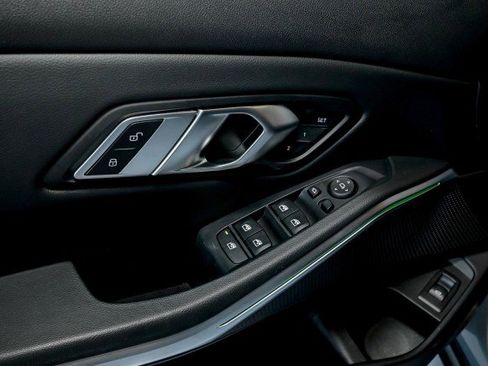 Used 2023 BMW 330i xDrive Sedan w/ M Sport Package image 16