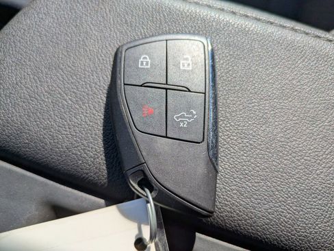 Used 2024 Chevrolet Silverado 2500 LT image 28