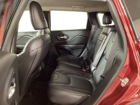 Used 2016 Jeep Cherokee Limited AWD/4WD image 12