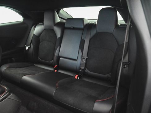 Used 2025 Dodge Charger R/T Scat Pack w/ Track Pack image 32