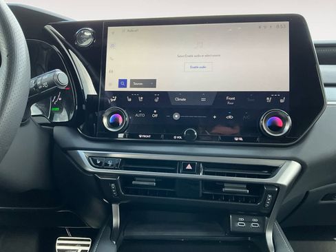 Used 2024 Lexus RX 500h F Sport w/ Convenience Package AWD/4WD image 16