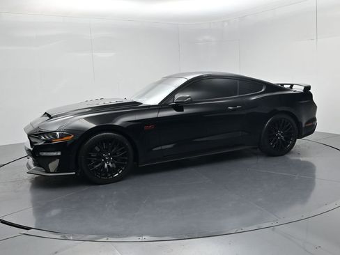 Used 2019 Ford Mustang GT Premium w/ GT Performance Package RWD image 4
