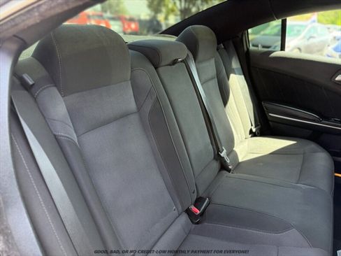 Used 2016 Dodge Charger R/T RWD image 17