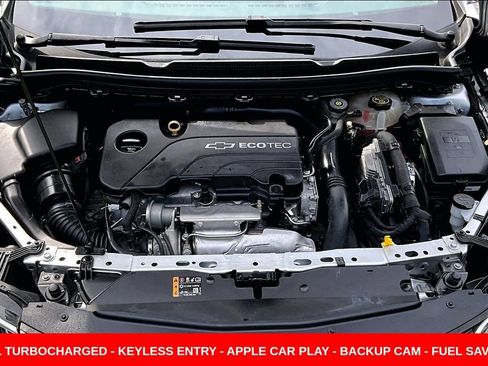 Used 2018 Chevrolet Cruze LS FWD image 27