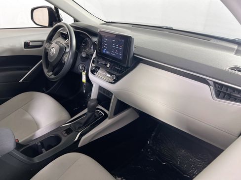 Used 2024 Toyota Corolla Cross L FWD image 26
