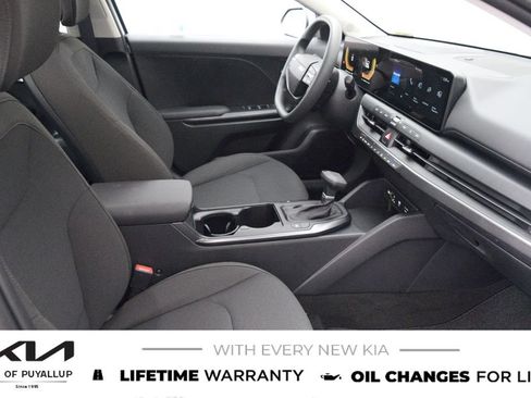 New 2026 Kia K4 FWD image 16