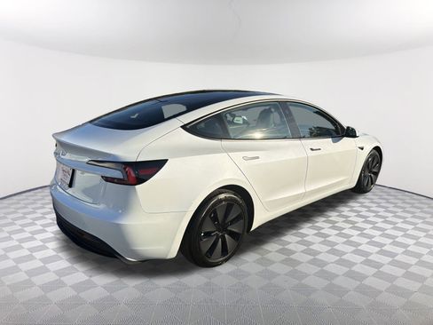 Used 2025 Tesla Model 3 Long Range image 13