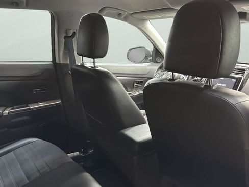 Used 2025 Mitsubishi Outlander Sport 2.0 SE image 28