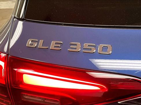 Used 2025 Mercedes-Benz GLE 350 4MATIC image 33