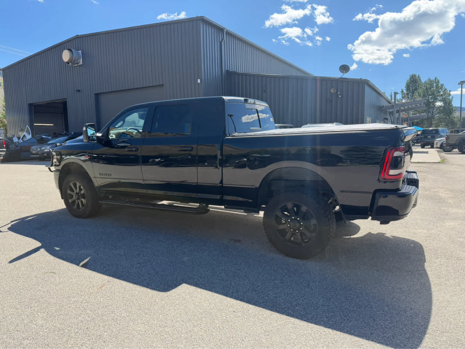 Used 2023 RAM 2500 Laramie AWD/4WD image 15