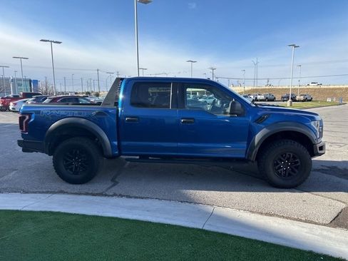 Used 2017 Ford F150 Raptor w/ Equipment Group 801A Mid image 4