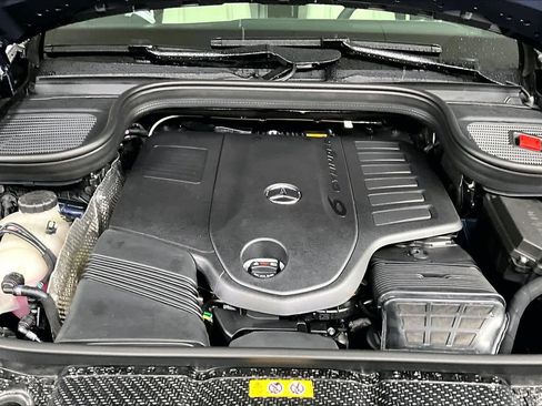 New 2026 Mercedes-Benz GLS 450 4MATIC image 15