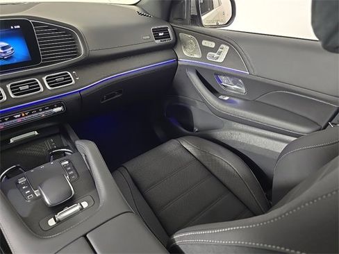 New 2026 Mercedes-Benz GLS 580 4MATIC image 26