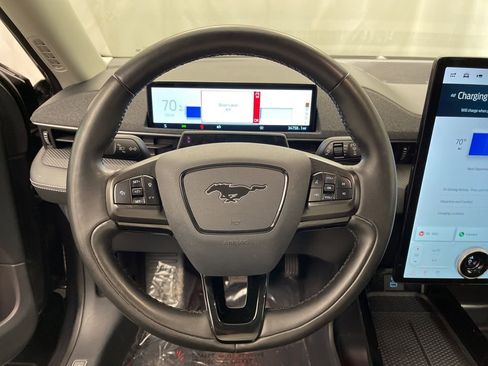Used 2021 Ford Mustang Mach-E Premium image 6