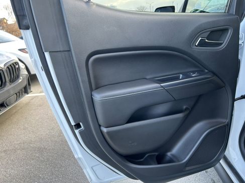 Used 2022 GMC Canyon Elevation image 13