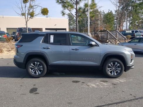 New 2026 Chevrolet Equinox LT w/ Safety and Technology Package image 4