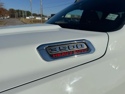 Used 2024 RAM 3500 Big Horn image 13