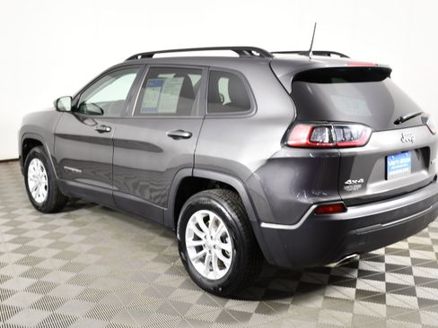 Used 2022 Jeep Cherokee Latitude Lux AWD/4WD image 8
