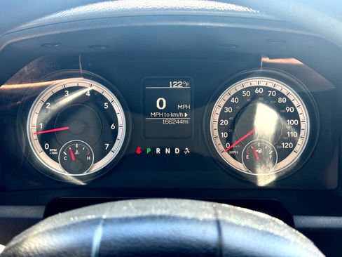 Used 2014 RAM 1500 Express image 20