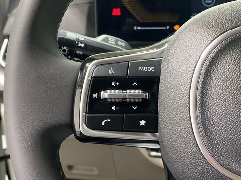 New 2026 Kia Carnival FWD image 33
