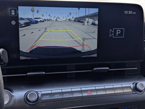 Used 2025 Hyundai Kona SEL FWD image 11