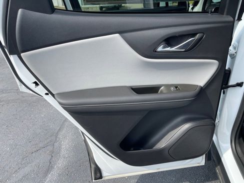 Used 2023 Chevrolet Blazer LT image 20