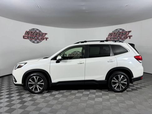Used 2024 Subaru Forester Limited AWD/4WD image 4
