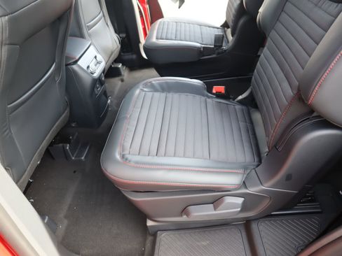 New 2026 Ford Explorer ST-Line w/ ST-Line Street Pack AWD/4WD image 13