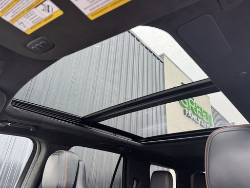 Used 2023 Lincoln Navigator Black Label image 27