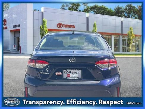 Certified 2023 Toyota Corolla LE w/ Carpet Mat Package (TMS) FWD image 7